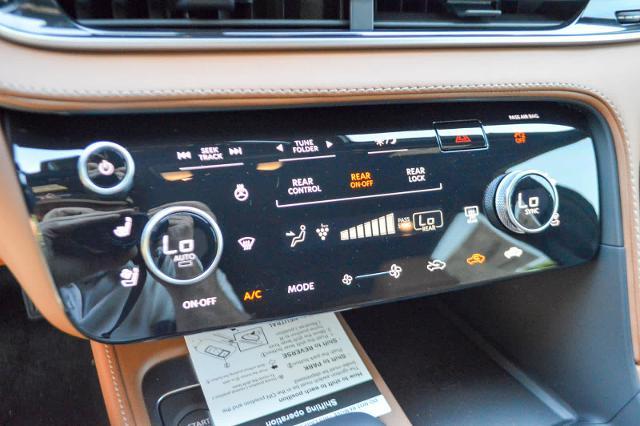 2025 INFINITI QX60 Vehicle Photo in Houston, TX 77090