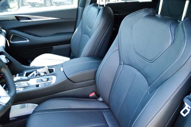 2025 INFINITI QX60 Vehicle Photo in Houston, TX 77090