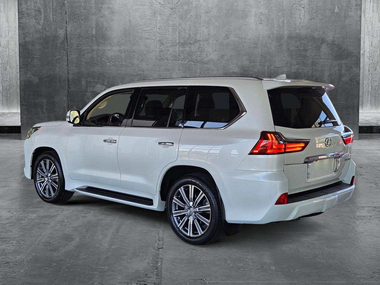 2017 Lexus LX 570 Vehicle Photo in Henderson, NV 89014