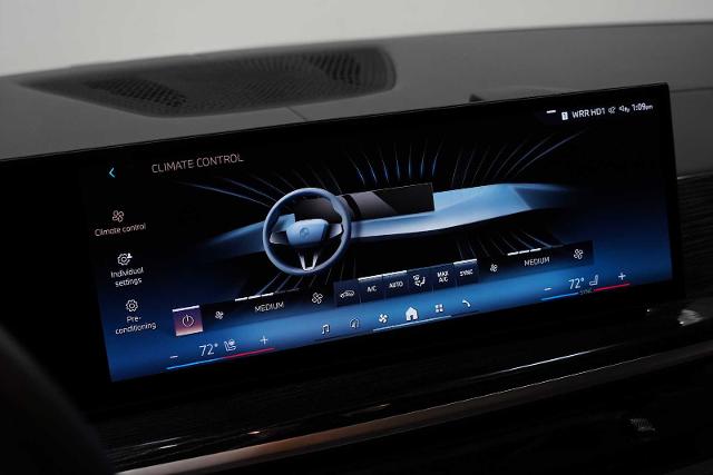 2025 BMW X7 xDrive40i Vehicle Photo in GRAPEVINE, TX 76051