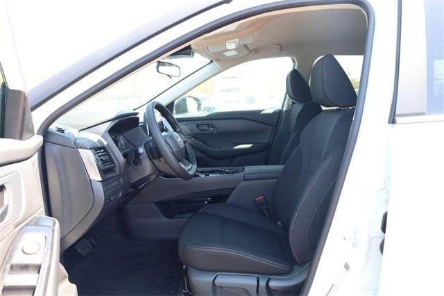 2025 Nissan Rogue Vehicle Photo in Hazelwood, MO 63042