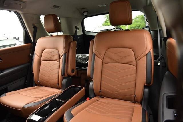 2025 Nissan Pathfinder Vehicle Photo in Ballwin, MO 63011