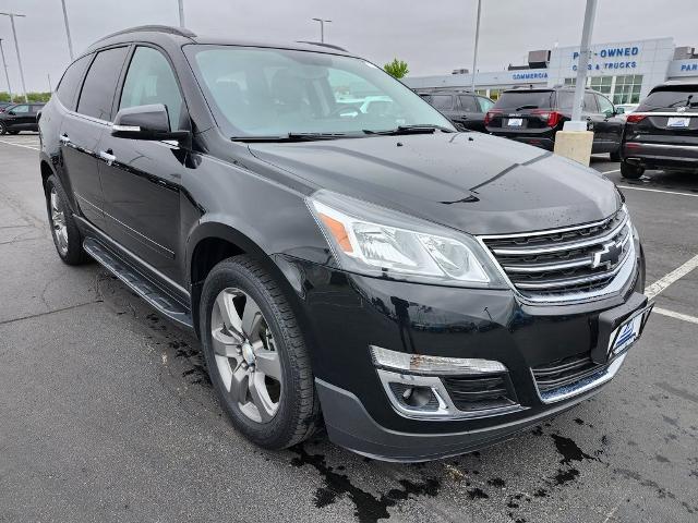 2017 Chevrolet Traverse Vehicle Photo in GREEN BAY, WI 54304-5303