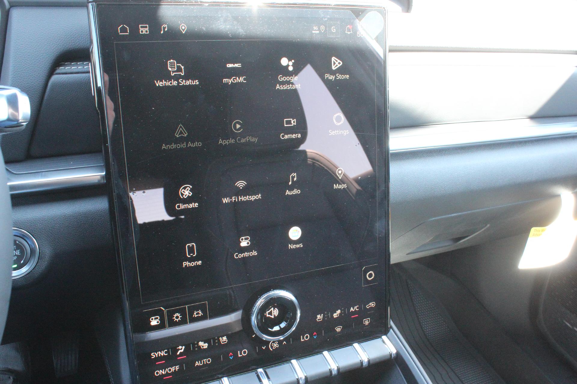 2026 GMC Terrain Vehicle Photo in AURORA, CO 80012-4011