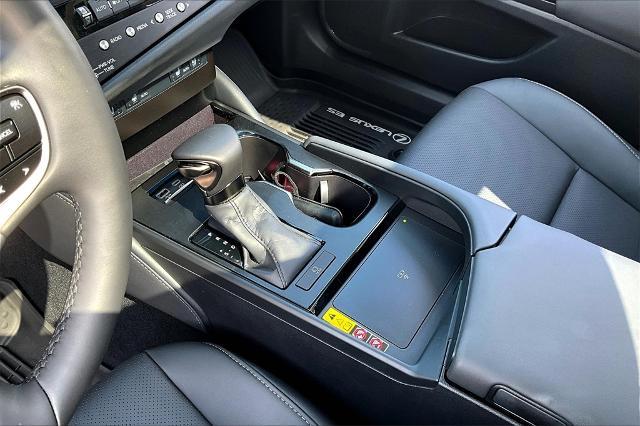 2025 Lexus ES 350 Vehicle Photo in Grapevine, TX 76051