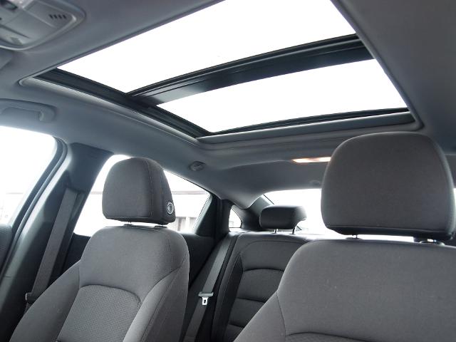 2022 Chevrolet Malibu Vehicle Photo in MADISON, IN 47250-1611