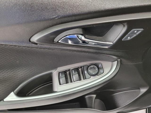 2024 Chevrolet Malibu Vehicle Photo in APPLETON, WI 54914-8833