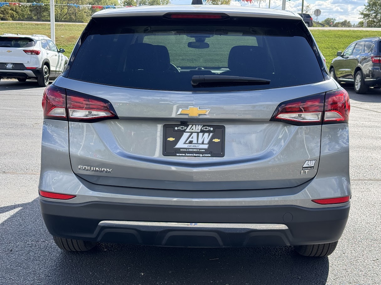 2023 Chevrolet Equinox Vehicle Photo in BOONVILLE, IN 47601-9633