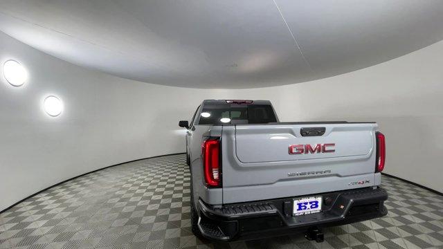 2025 GMC Sierra 1500 Vehicle Photo in GILBERT, AZ 85297-0402