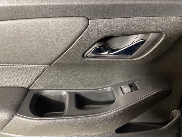 2022 Chevrolet Traverse Vehicle Photo in PHOENIX, AZ 85014-3381