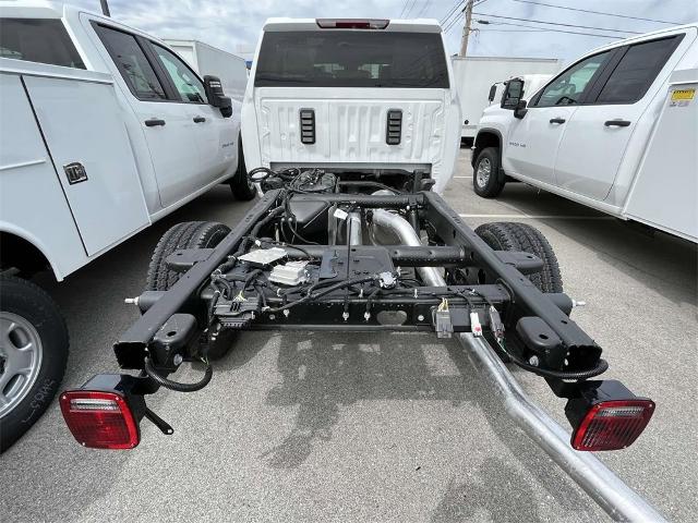 2024 Chevrolet Silverado 2500 HD Vehicle Photo in ALCOA, TN 37701-3235