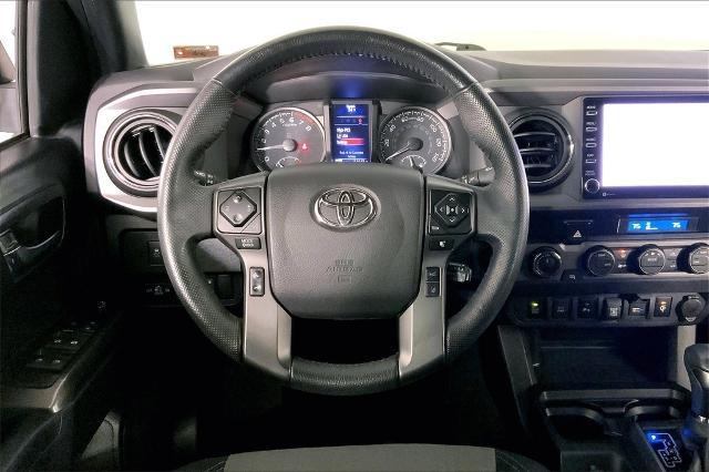 2021 Toyota Tacoma 4WD Vehicle Photo in Kansas City, MO 64114