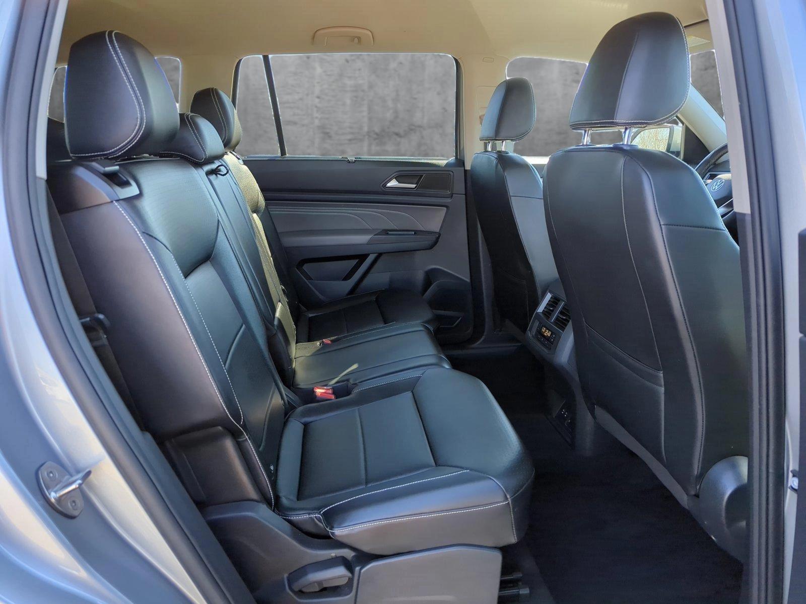 2022 Volkswagen Atlas Vehicle Photo in Memphis, TN 38128