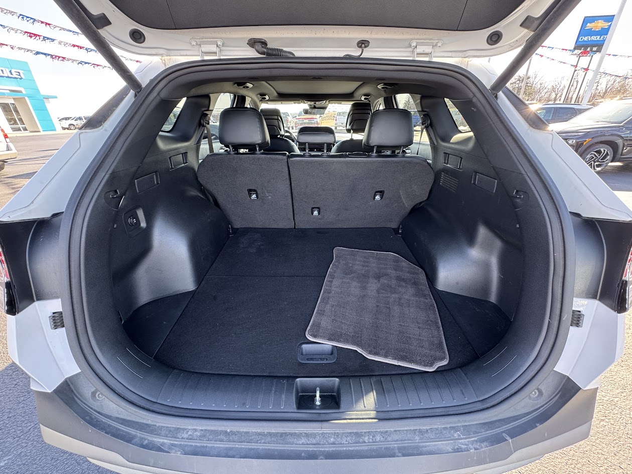2023 Kia Sportage Vehicle Photo in BOONVILLE, IN 47601-9633