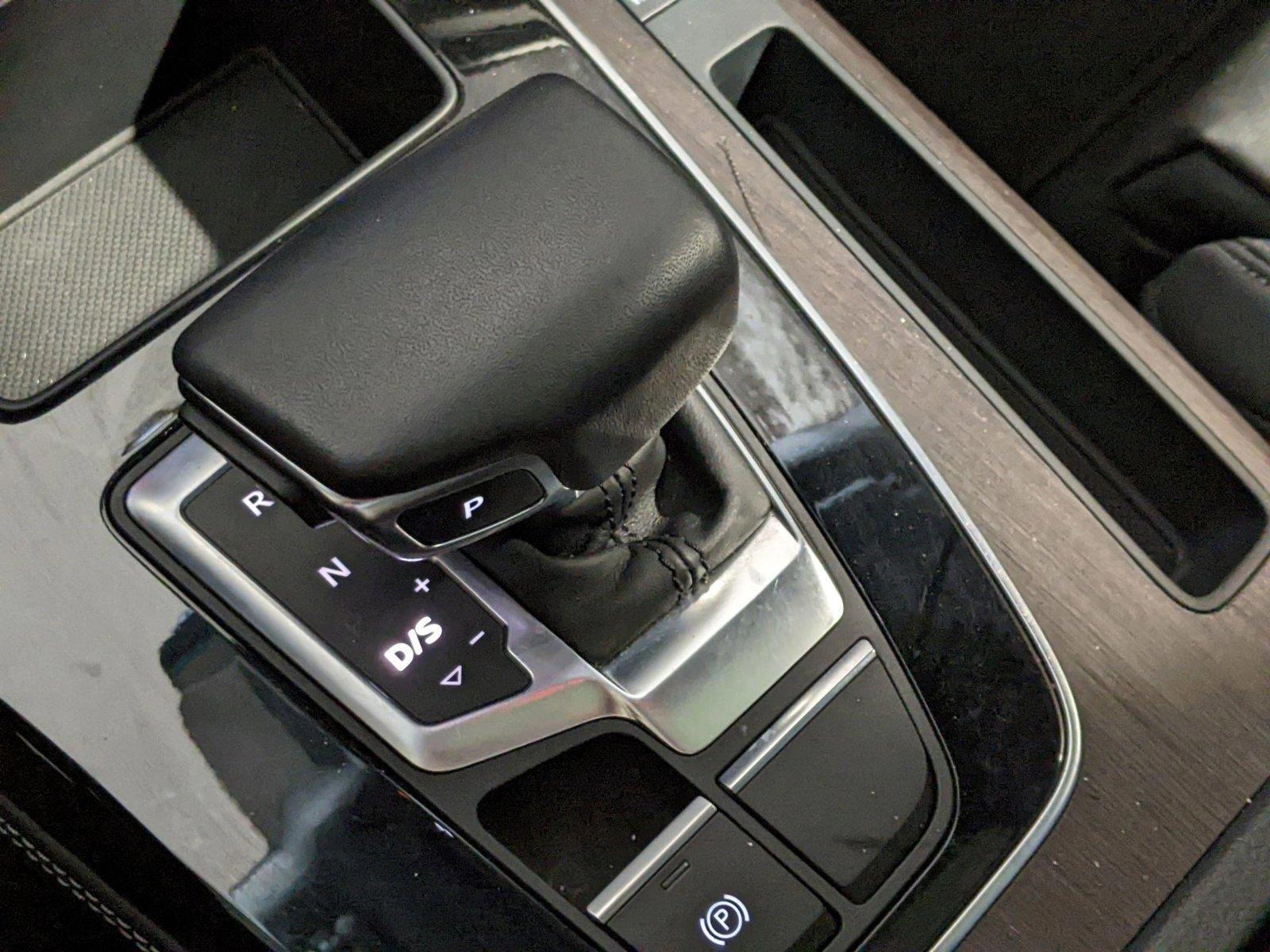 2024 Audi Q5 Vehicle Photo in Cockeysville, MD 21030