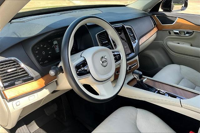 2021 Volvo XC90 Vehicle Photo in Houston, TX 77007
