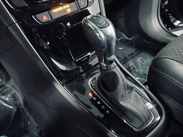 2022 Buick Encore Vehicle Photo in MEDINA, OH 44256-9631