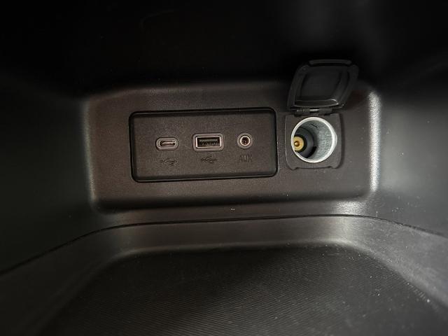 2023 Chevrolet Equinox Vehicle Photo in MANHATTAN, KS 66502-5036