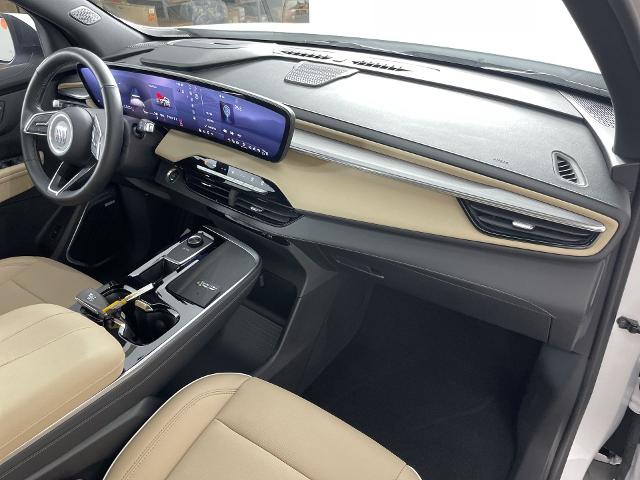 2025 Buick Enclave Vehicle Photo in GILBERT, AZ 85297-0402