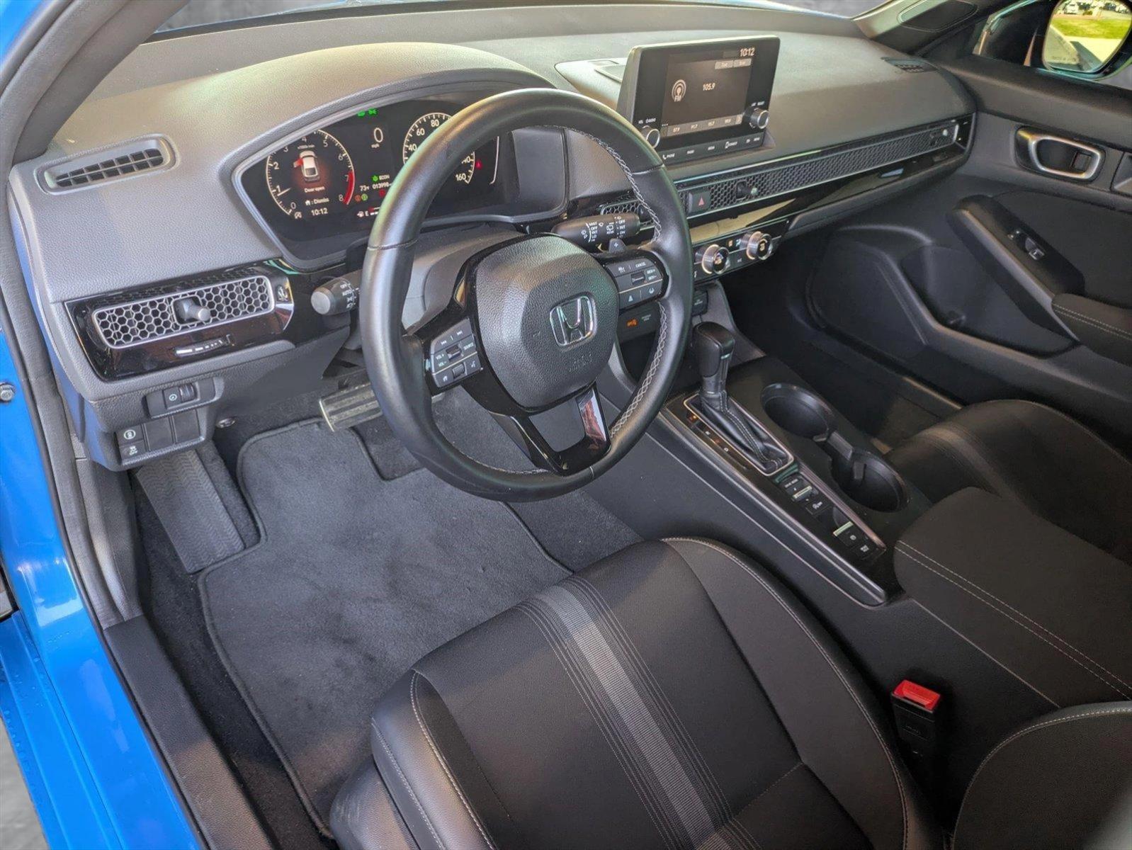 2023 Honda Civic Hatchback Vehicle Photo in Valencia, CA 91355-1794