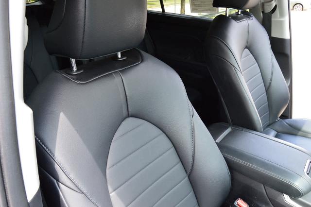2024 Toyota Highlander Vehicle Photo in Houston, TX 77090
