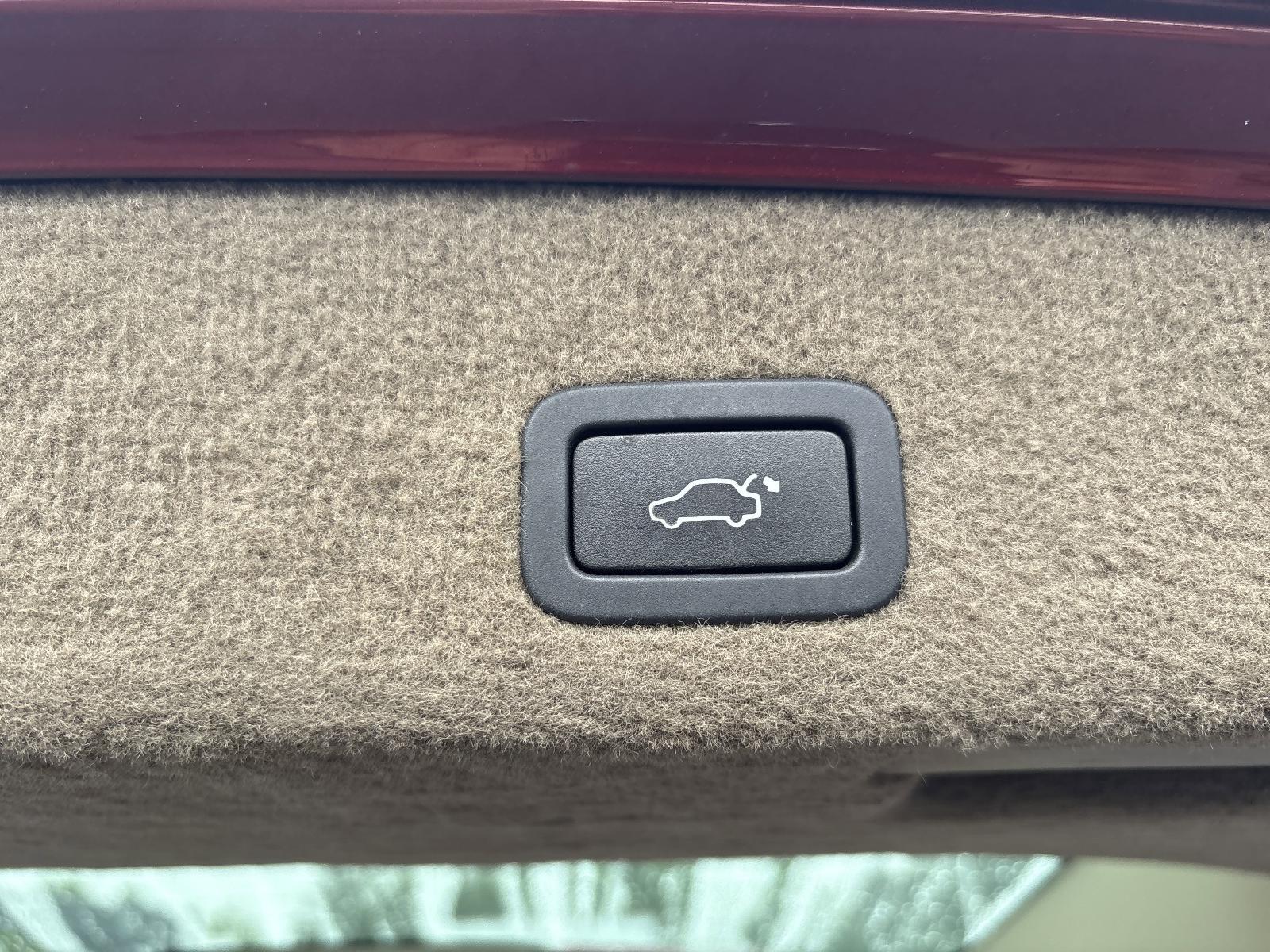 2013 Volvo XC70 Vehicle Photo in Mechanicsburg, PA 17050