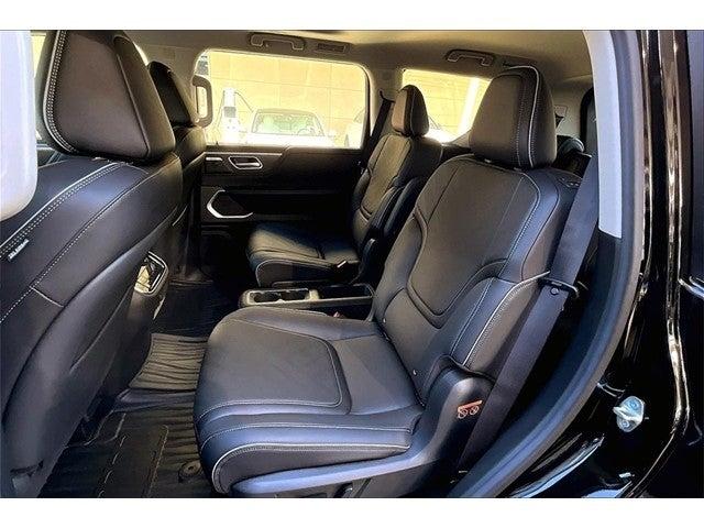2025 INFINITI QX80 Vehicle Photo in Grapevine, TX 76051