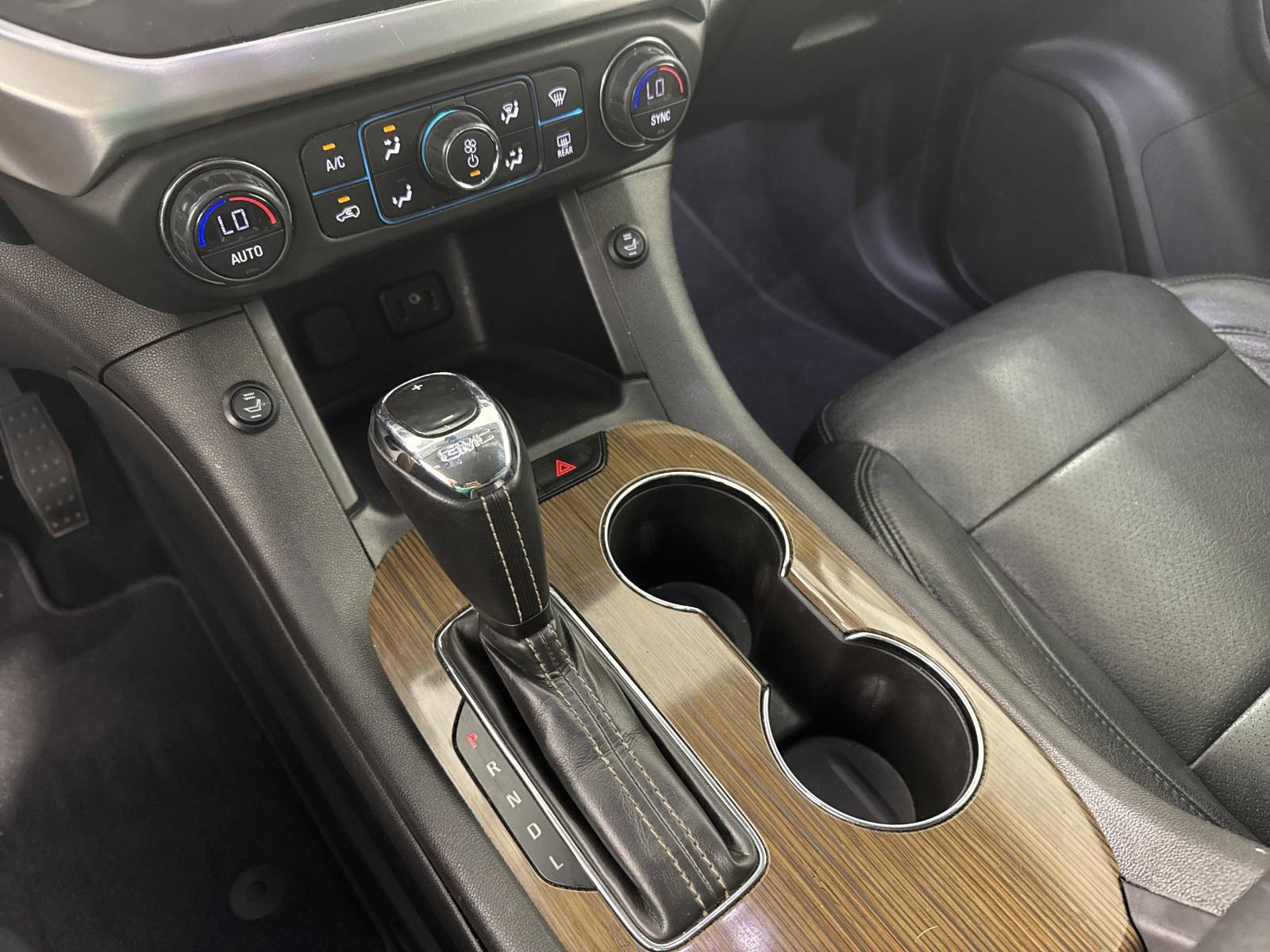 2017 GMC Acadia Vehicle Photo in GEORGETOWN, TX 78626-7508