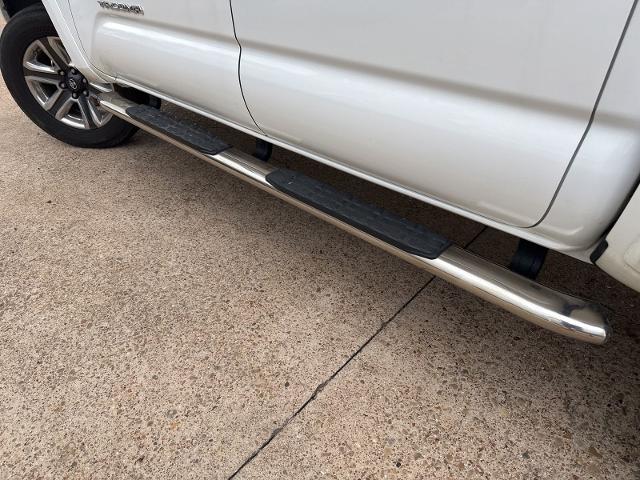 2017 Toyota Tacoma Vehicle Photo in Weatherford, TX 76087