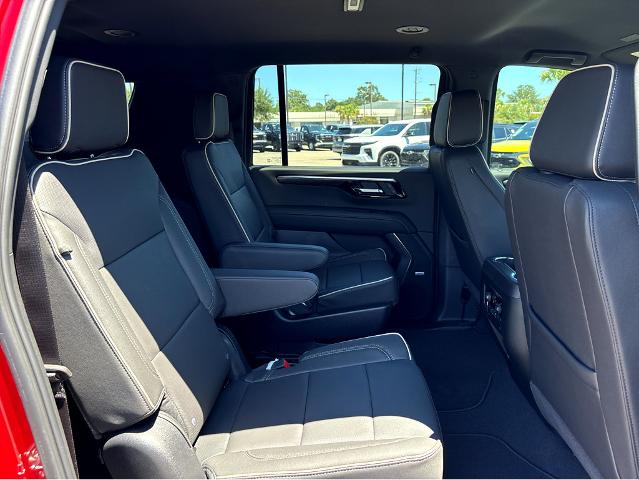 2025 Chevrolet Suburban Vehicle Photo in BEAUFORT, SC 29906-4218