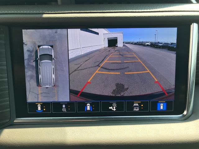 2021 GMC Yukon XL Vehicle Photo in GREEN BAY, WI 54303-3330