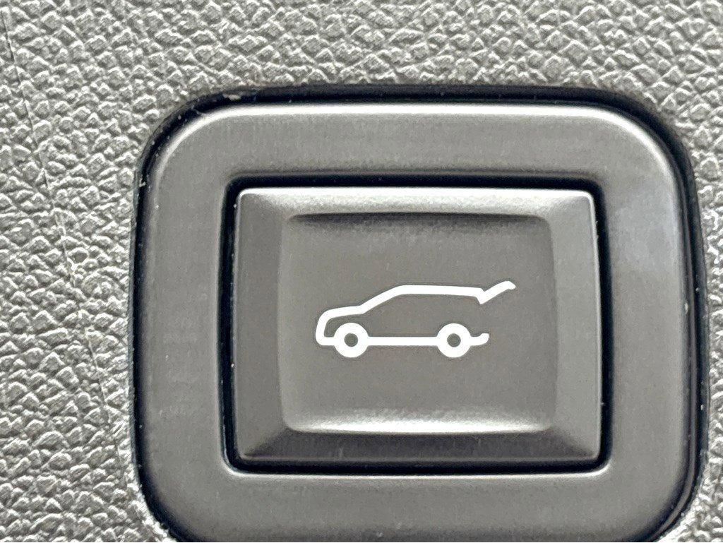 2024 Chevrolet Suburban Vehicle Photo in SAVANNAH, GA 31406-4513