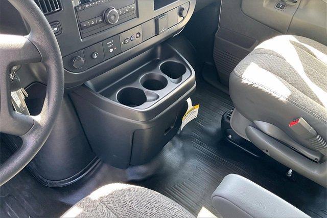 2025 Chevrolet Express Cargo Van Vehicle Photo in INDEPENDENCE, MO 64055-1314