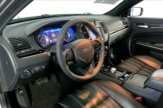 2023 Chrysler 300 Vehicle Photo in Kansas City, MO 64114