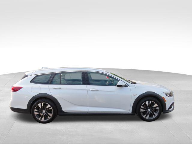 2019 Buick Regal TourX Vehicle Photo in DELRAY BEACH, FL 33483-3294