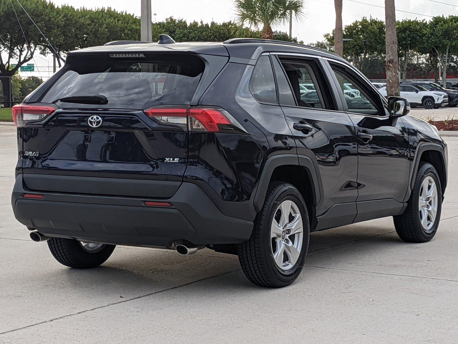 2021 Toyota RAV4 Vehicle Photo in Davie, FL 33331