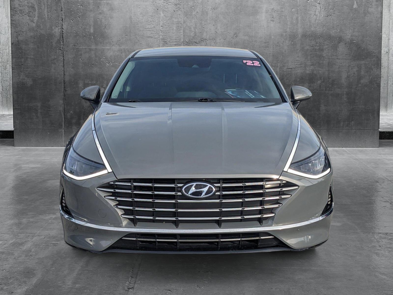 2022 Hyundai Sonata Hybrid Vehicle Photo in MIAMI, FL 33172-3015