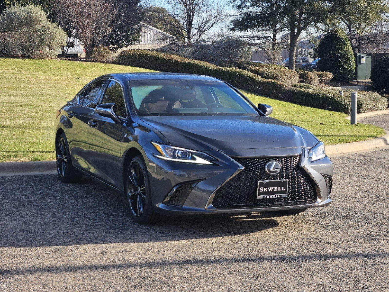 2024 Lexus ES 350 Vehicle Photo in FORT WORTH, TX 76132