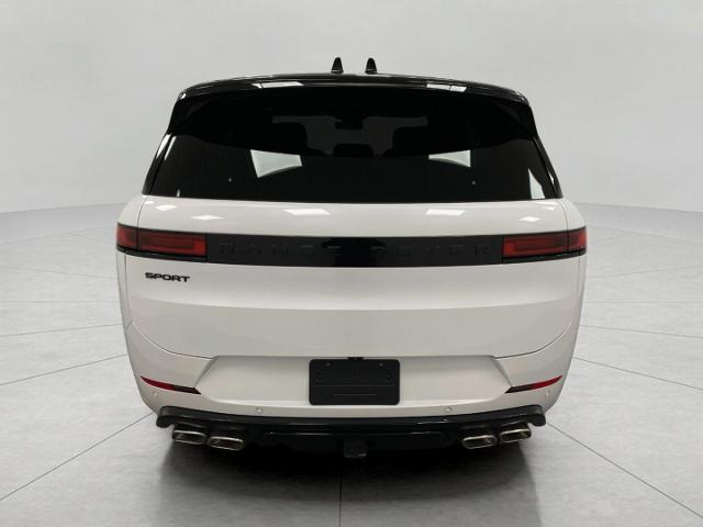 2025 Range Rover Sport Vehicle Photo in Appleton, WI 54913