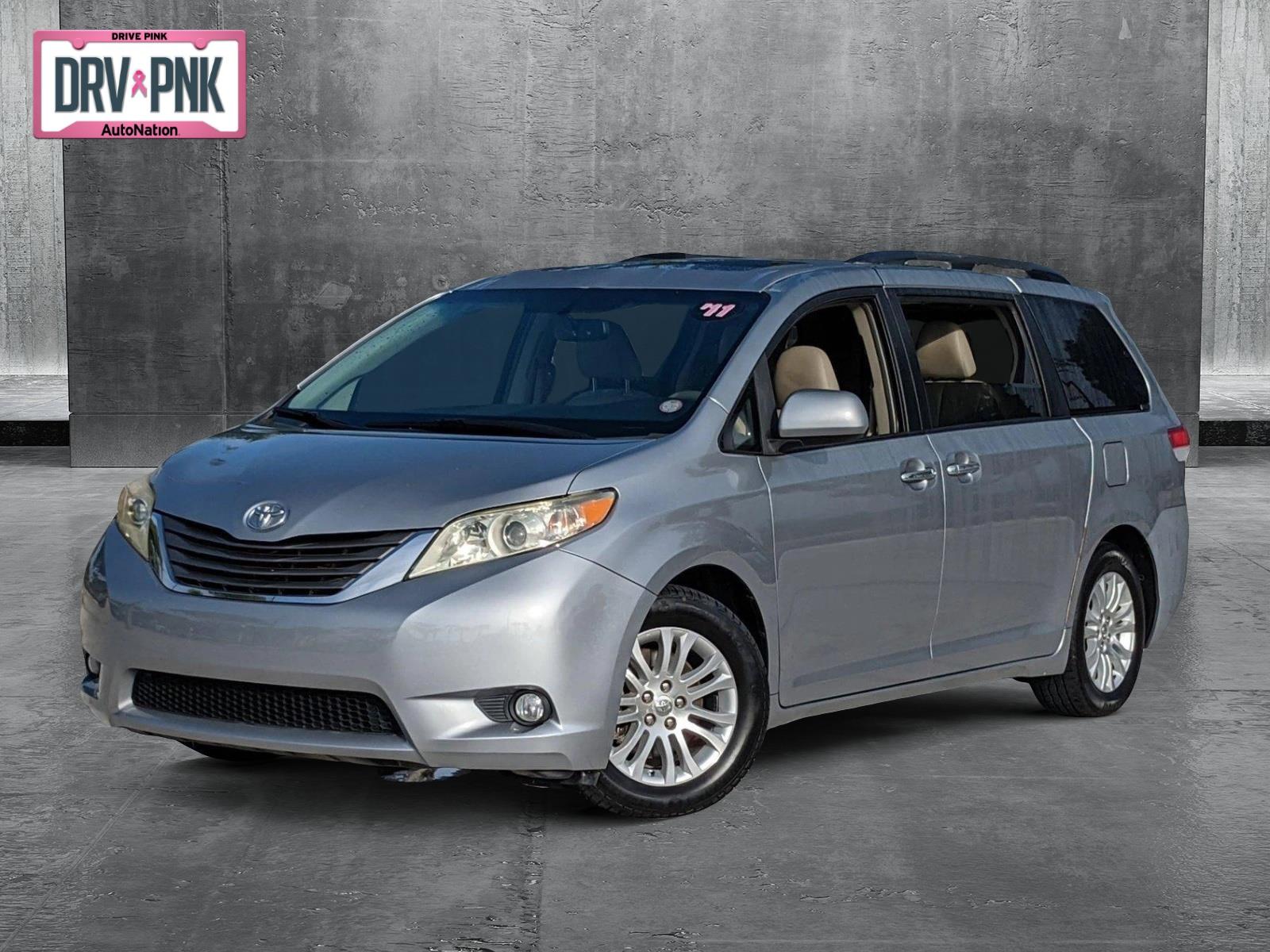 2011 Toyota Sienna Vehicle Photo in Davie, FL 33331