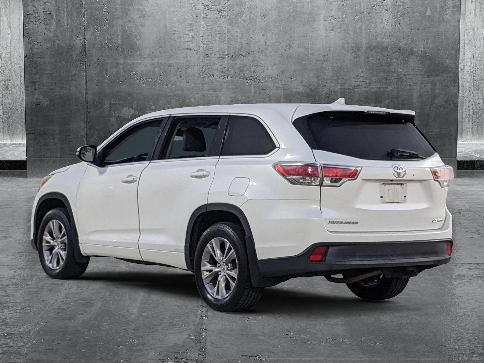 2015 Toyota Highlander Vehicle Photo in Davie, FL 33331