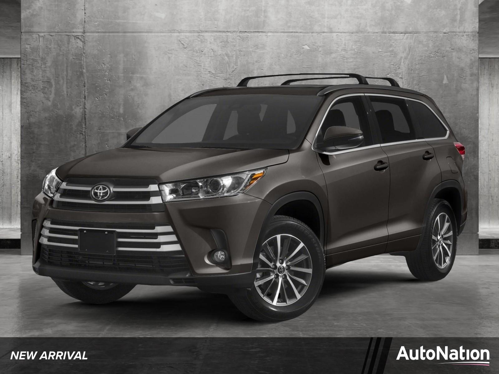 2019 Toyota Highlander Vehicle Photo in PEORIA, AZ 85382-3715