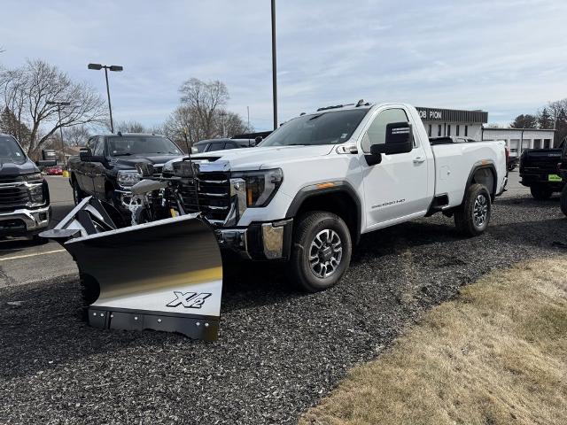 2025 GMC Sierra 3500HD Vehicle Photo in CHICOPEE, MA 01020-5001
