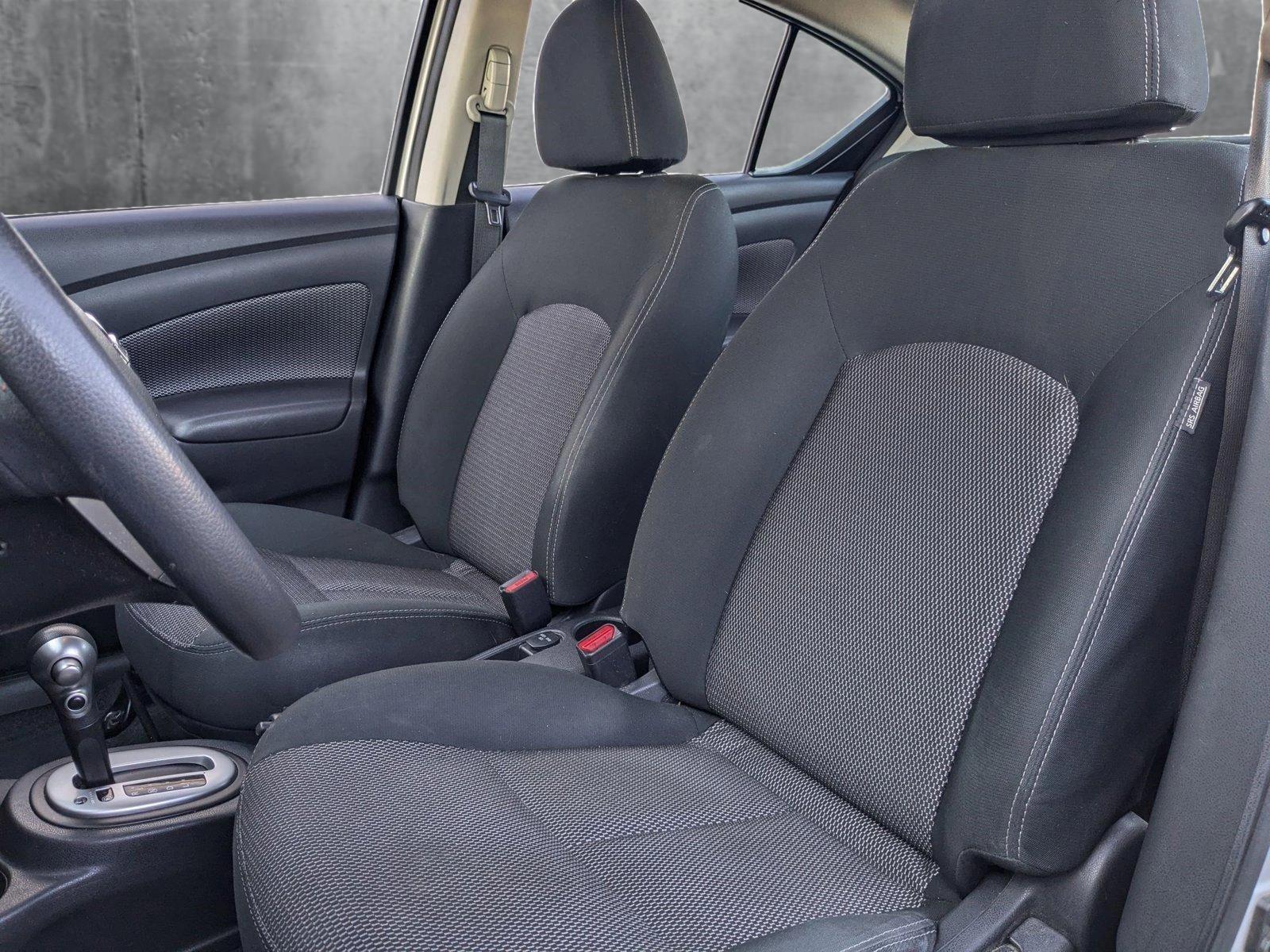 2019 Nissan Versa Sedan Vehicle Photo in VALENCIA, CA 91355-1705