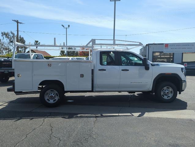 2025 GMC Sierra 2500 HD Vehicle Photo in PASADENA, CA 91107-3803