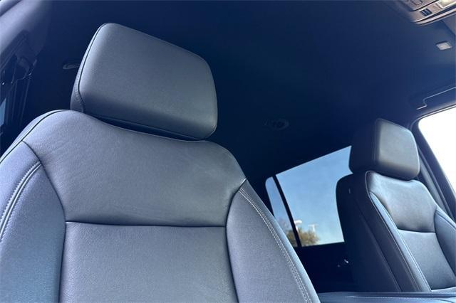 2023 Chevrolet Suburban Vehicle Photo in ELK GROVE, CA 95757-8703