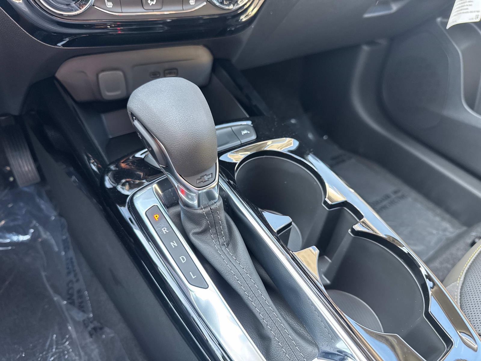 2025 Chevrolet Trax Vehicle Photo in LOS ANGELES, CA 90007-3794
