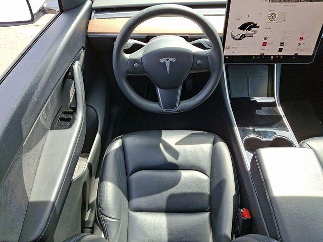 2020 Tesla Model Y Vehicle Photo in DANBURY, CT 06810-5034