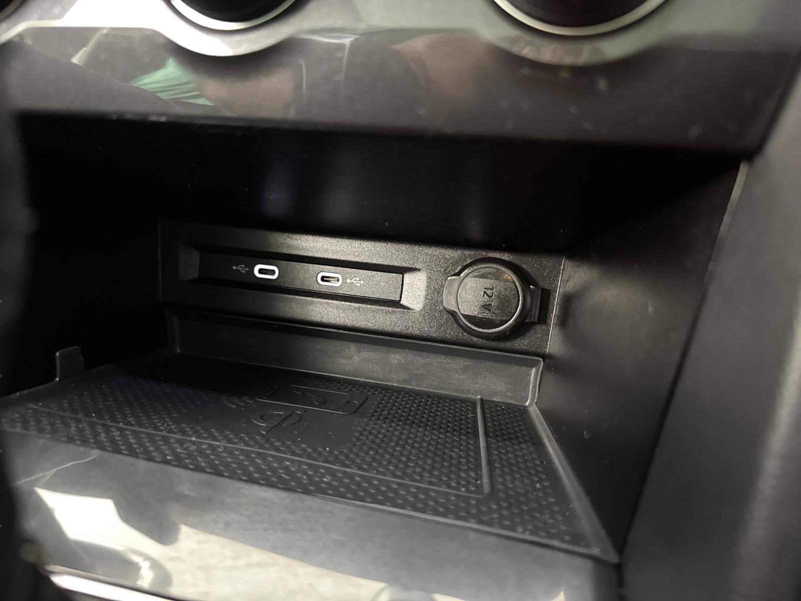 2021 Volkswagen Tiguan Vehicle Photo in GEORGETOWN, TX 78626-7508