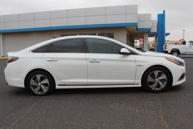 Used 2017 Hyundai Sonata Hybrid Limited with VIN KMHE34L3XHA074389 for sale in Lamesa, TX